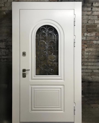 Дверь со стеклопакетом