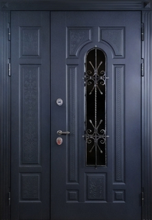 Остекленная полуторная термодверь с ковкой и панелями МДФ RAL Остекленная полуторная термодверь с ковкой и панелями МДФ RAL